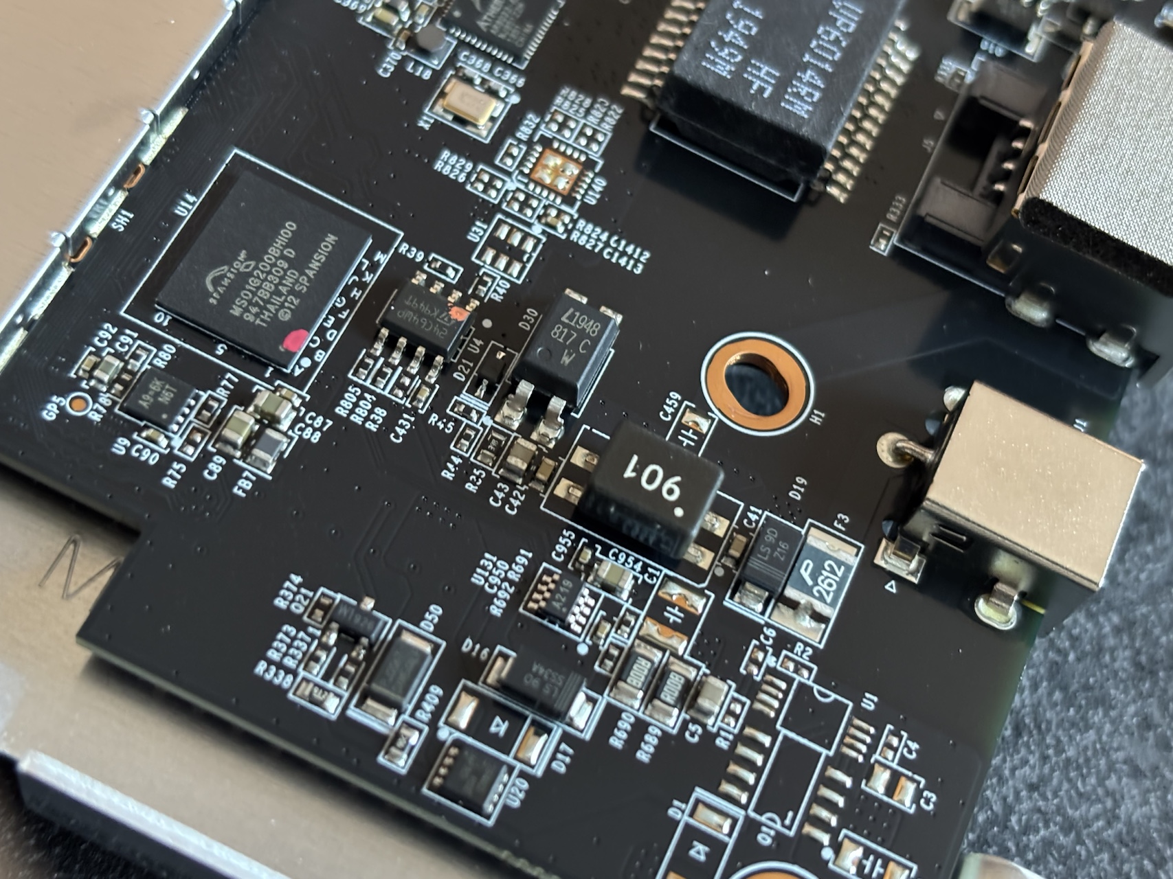 展示MR42的一处PCB细节